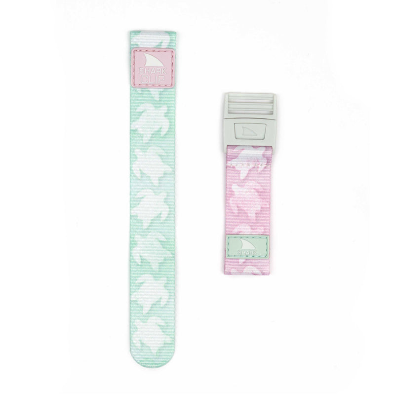 Freestyle STRAP KIT - CLIP - 2TONE TURTLE features two pastel watch straps in mint green and pink decorated with white turtles.