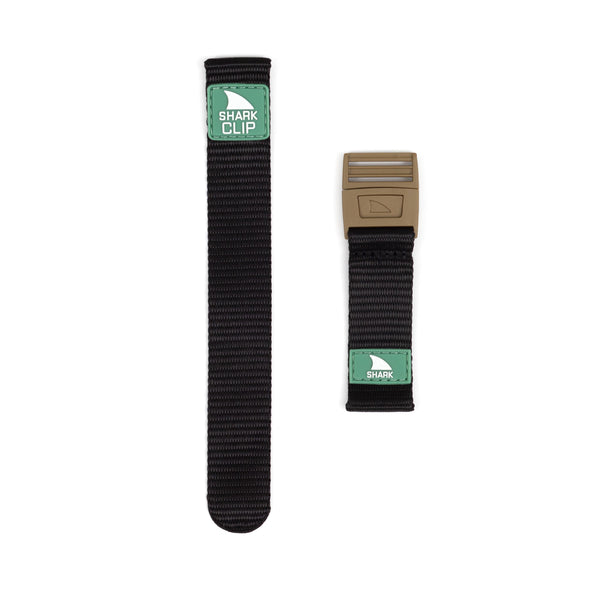 Freestyles Shark Classic Strap Kit in Black/Mint features a black wristband with a unique SHARK CLIP label and clip closure.