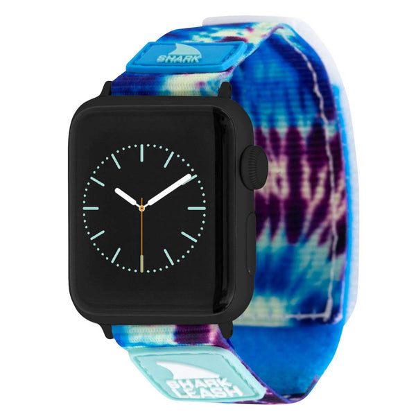 Freestyle APPLE WATCH™ LEASH STRAP BLUE DAZE features a surfboard leash closure and a blue tie-dye patterned band.