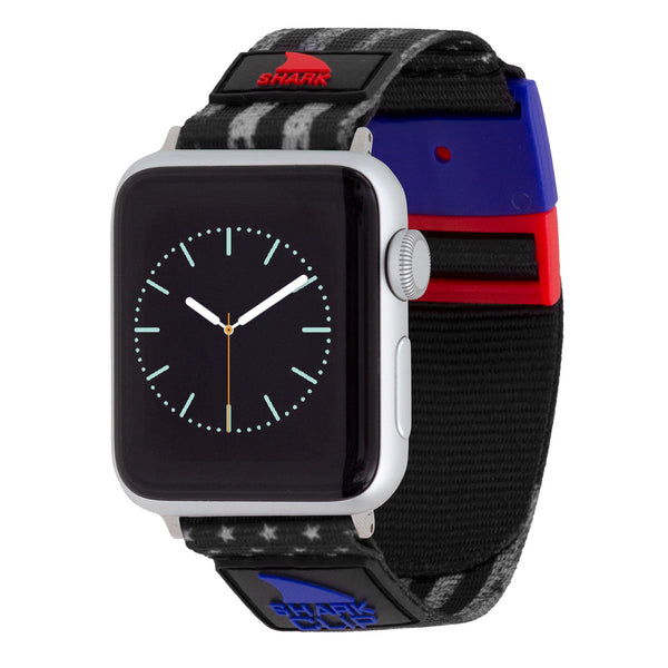 Freestyle APPLE WATCH™ CLIP STRAP COURAGE featuring colorful stars and stripes on a smartwatch with a black screen.