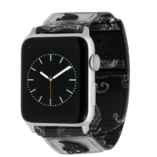 Freestyle Smartwatch with a black APPLE WATCH™ CLIP STRAP, featuring a straightforward analog time display.