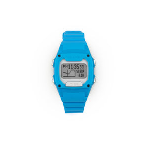 The Freestyle SHARK CLASSIC TIDE 600 BLUE displays essential information and tides on a water-resistant screen with a white background.