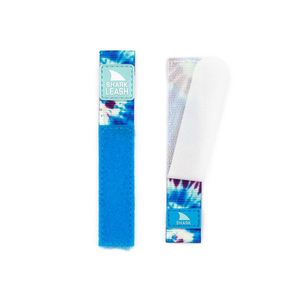 Two blue Freestyle Shark Classic Strap Kit - Leash in BLUE DAZE, one fastened and one unfastened, on a white background.