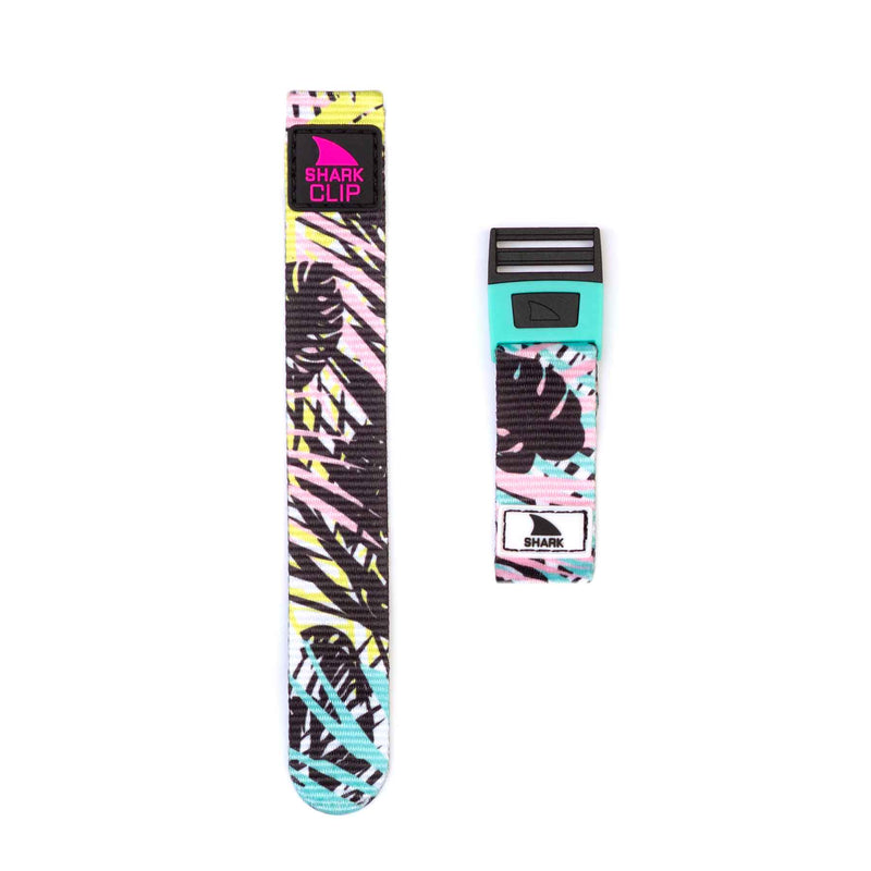 The Freestyle STRAP KIT - CLIP - PINK PALM features two tropical wrist straps, perfect for adding a vibrant touch to your Shark Clip.